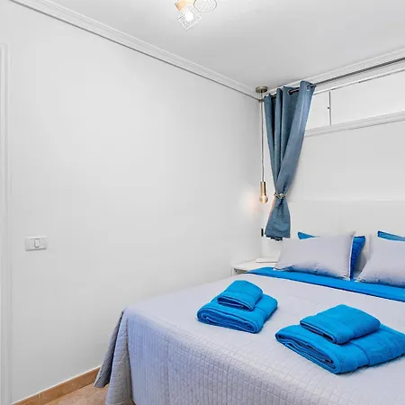 Cozy With Ocean View - Complete Renovation June 2024