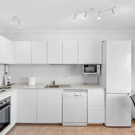 Cozy With Ocean View - Complete Renovation June 2024 Apartamento *