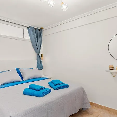 Cozy With Ocean View - Complete Renovation June 2024 公寓