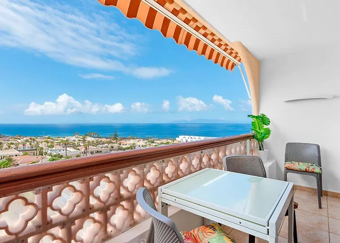 Cozy With Ocean View - Complete Renovation June 2024 Apartment